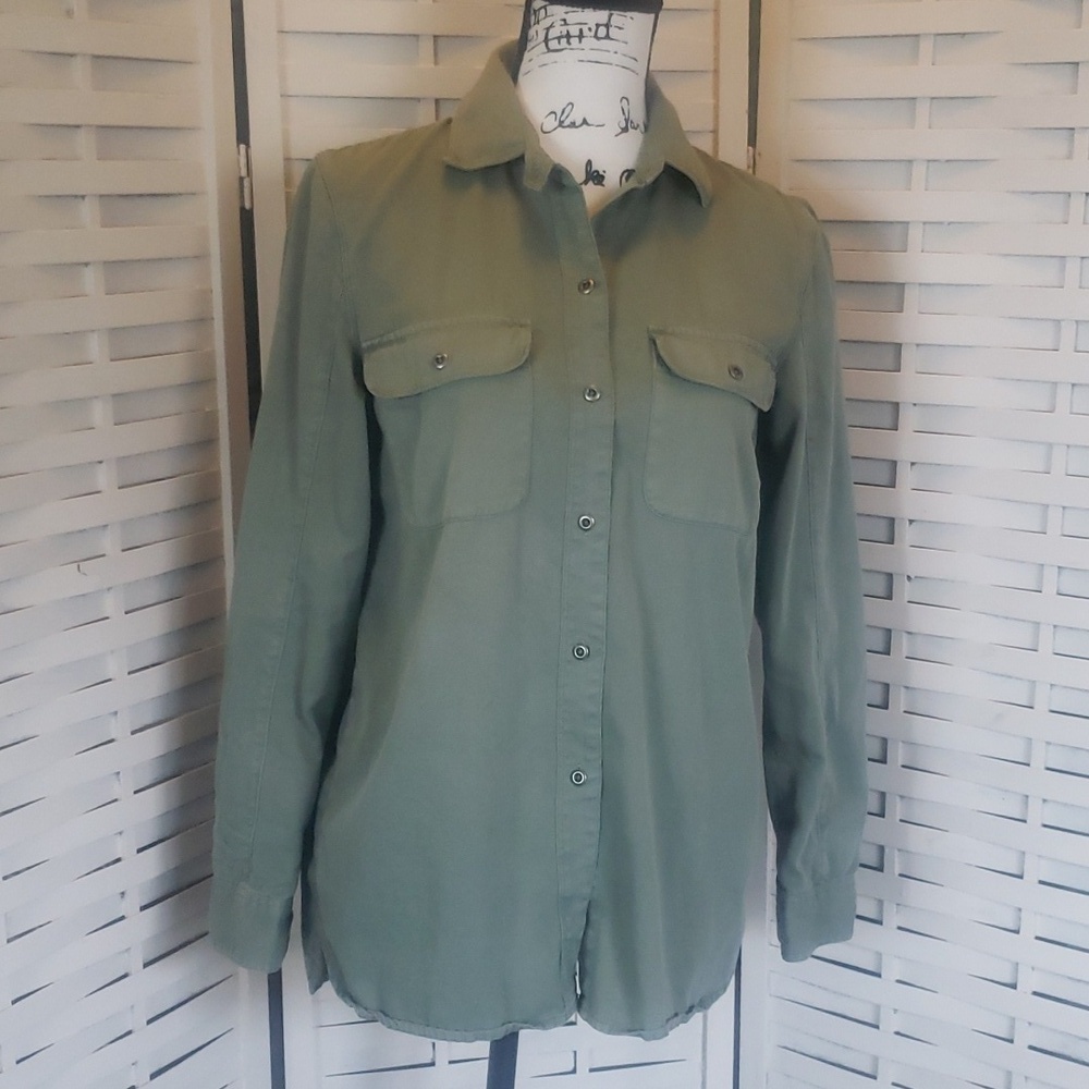 Madewell green woman long sleeve button down shirt/jacket size S
